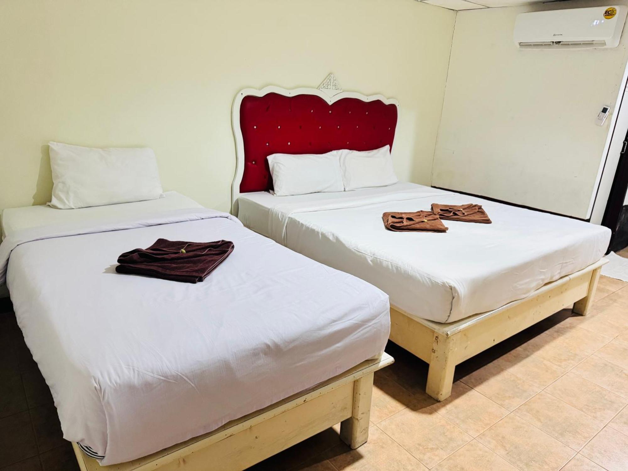 Hotel Golden Bee Phiphi Exterior foto